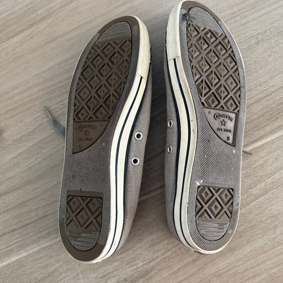 Gray Converse - Picture 2 of 2